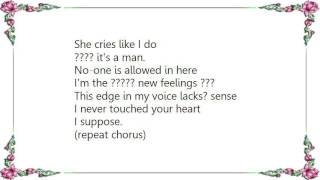 Gary Numan - She Cries Lyrics