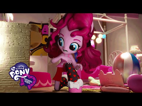 Equestria Girls Minis - Pinkie Pie's Slumber Party
