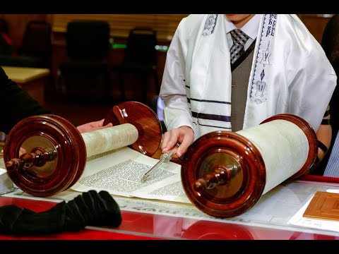 Blessings Before Torah Reading