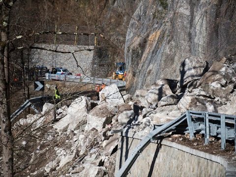 Val Vigezzo frana, La ferrovia tra Domodossola in Italia e Locarno in Svizzera, Steinlawine