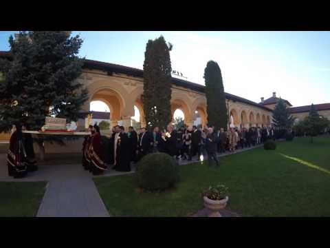 Alba24 Video: Moastele Sf. Ierarh Nicolae, la Catedrala Incoronarii din Alba Iulia