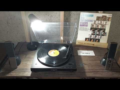 J.D. Sumner and the Stamps Quartet- The Old Country Church (Vinyl)