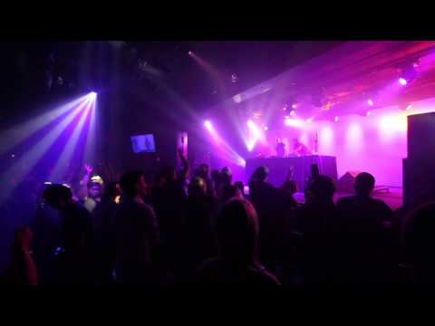 OOSPOT presents Dirty Vegas @ The Republik