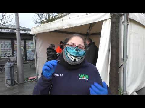 Quarrata: volontari della Vab in piazza per distribuire le mascherine