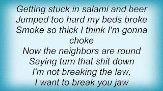 Donnas - Get Outta My Room Lyrics