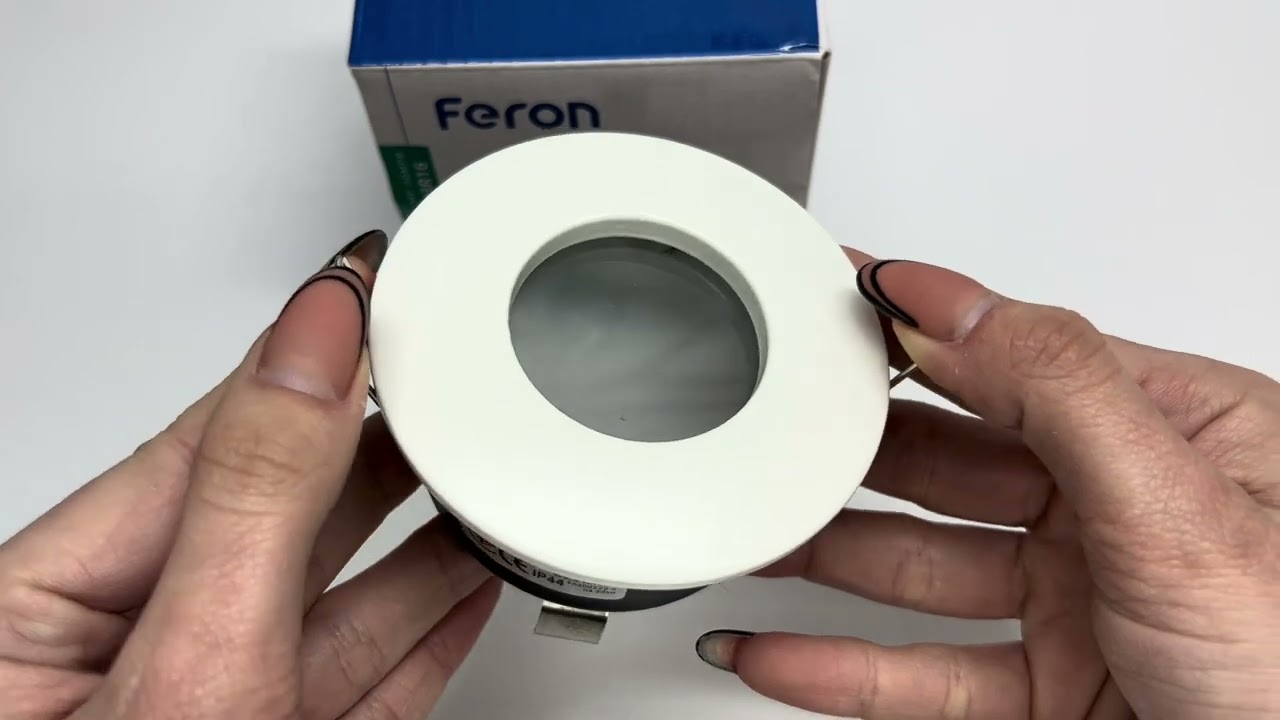 Встраиваемый точечный светильник FERON DL8900 MR-16 белый 40039