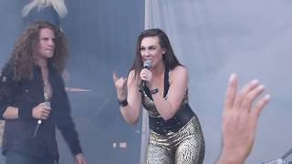 Amaranthe That Song  Leyendas del Rock 2017