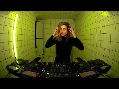 Lucinee | HÖR - December 4 / 2023