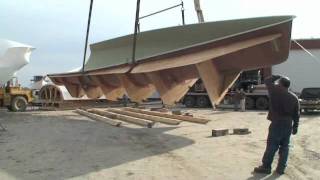 preview picture of video '63' Kiwi Spirit Hull Mold at Lyman Morse Boatbuilding'