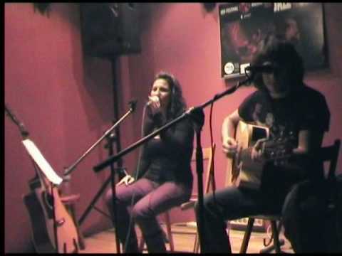 VIRGINIA MOS - Sin mirar atrás (Canción propia)