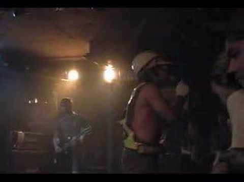 ENDZWECK feat. MC ZIRO (IDOL PUNCH)