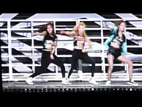 120818 SMTOWN Live World Tour III in Seoul - Dance battle [Saeko2PM]