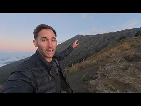 Climbing Mount Rinjani 🇮🇩