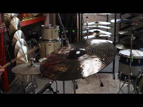 Meinl 22" Classics Custom Dark Crash 2575g