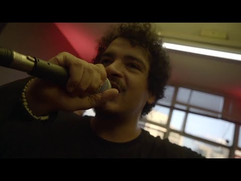 Video thumbnail for Coringa (A Lenda do Santo Beberrão)