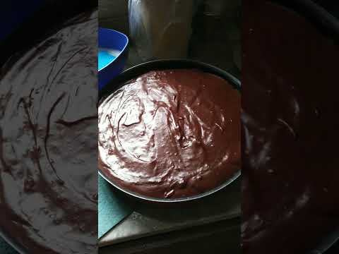 I just ruined my cake 😭🎂