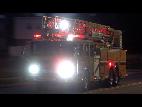 Chester Bureau of Fire Ladder 82, Engine 82 & Car 2 Responding