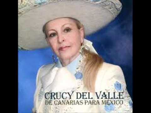 CRUCY DEL VALLE - Con la tierra encima