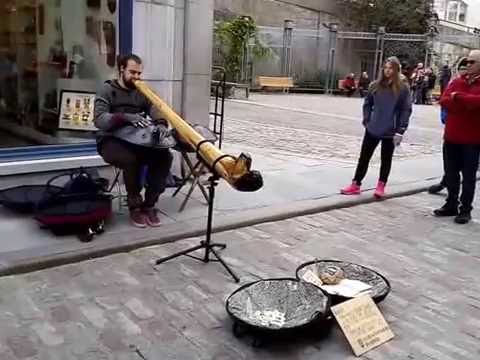 Philippe Gagné et son "handpan"