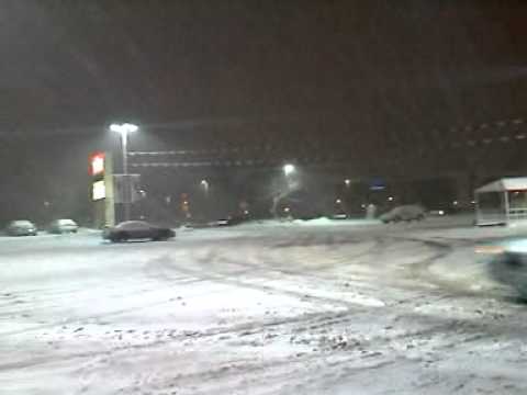 apakaroskos si pilo ed snow