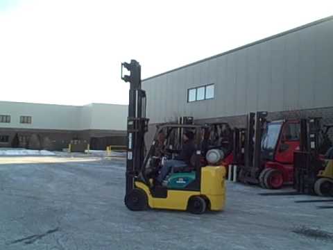 Komatsu 25 pneumatic lpg fuel