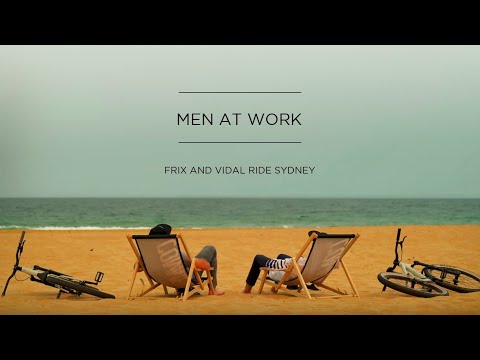 Mladíci a Commencal