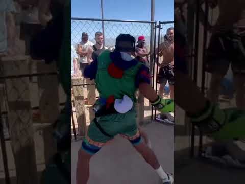 Relentless pressure from Sad Lee #streetbeefs #boxing