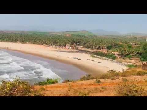 Kitlem Sobit Goa Amchem (Goan Konkani Song w/Lyrics)     ~ Hema Sardessai