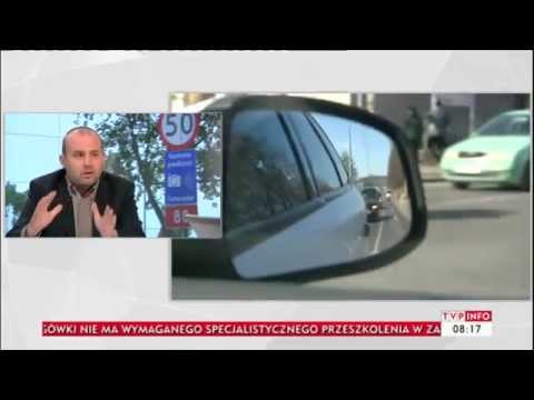 Śmieliście się, że śledził policje i jest debilem.