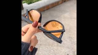 Aisyi - Square Frame Sunglasses