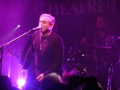 Theatre of Hate.. Rebel without a brain.. Islington 02 Academy.MOV