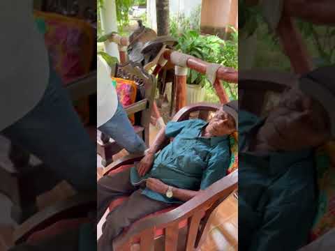 Mechito is desperate0