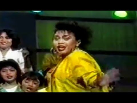 Hetty Koes Endang - Berdiri Bulu Romaku (1986 Selekta Pop TVRI)
