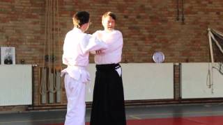 Aiki-Lab: Working with intention rather than technique