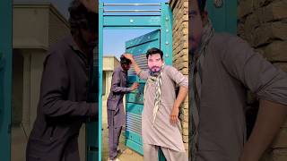 Download lagu khizer omer ban k udhar wapas lia 😀 #comedyvideos #comedymove #funny #comedyforever mp3