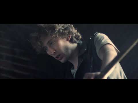 CORSON - RAISE ME UP (Clip Officiel)