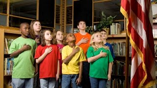 Teacher Forces Atheist Student to Recite Pledge of Allegiance, Threatens