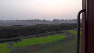 preview picture of video '12436 Dibrugarh rajdhani after kokrajhar(ASSAM) along with the beautiful sunset..'
