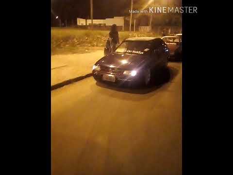 Os carros da equipe atura ou surta