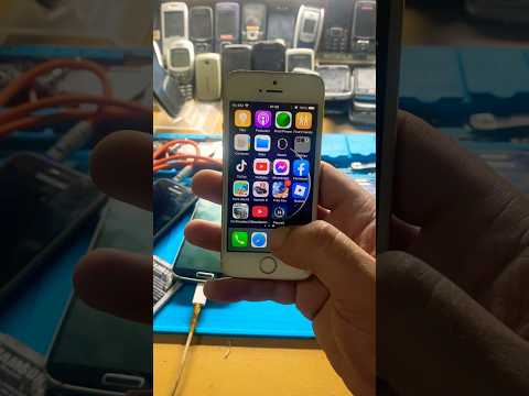 installing PUBG in iPhone 5S 💀 #iphone #mobile #smartphone #nostalgia #retro #reels