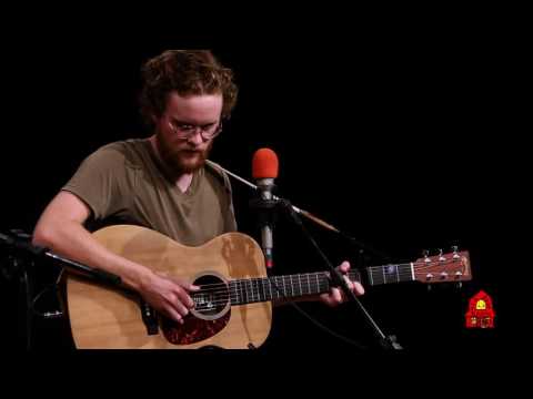 10 Lay Down My Burden - Tough Old Bird