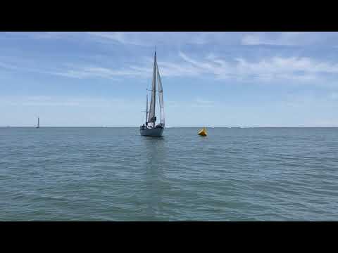 Bermuda 40 Lioness, weather mark