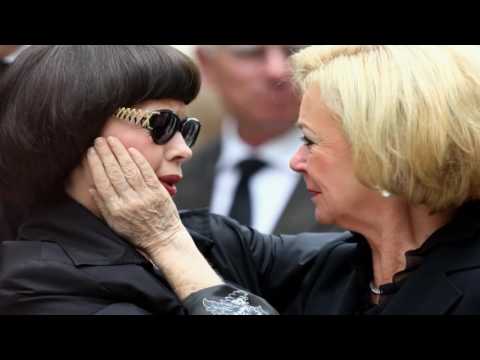 download lagu mp3 mp4 Age Mireille Mathieu, download lagu Age Mireille Mathieu gratis, unduh video klip Download Age Mireille Mathieu Mp3 dan Mp4 Music Online Gratis