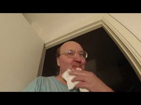 MongoTV_4232 - Min Aftensmad - MUKBANG - DÅSE Hønsekødssuppe Med Bagette Fra LIDL