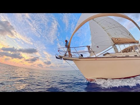 Sailing Florida to the Bahamas – Part 2 (Gulf Stream Crossing | Island Packet 32)