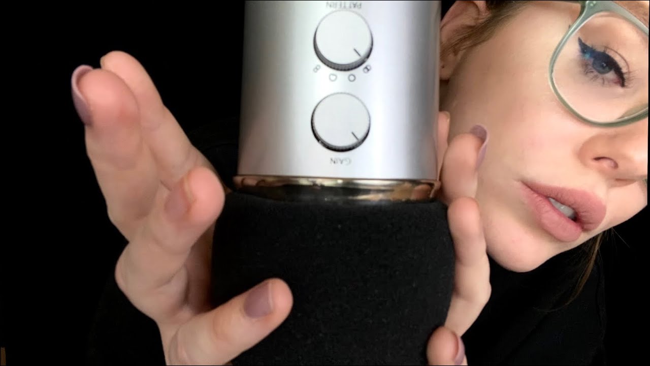 ASMR Mic Brushing and Scratching 🖤 (Gentle)