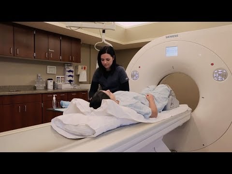 Cómo es obtener un examen de TC con contraste