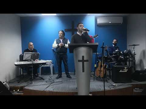 اختبار + ميدلي ترانيم ( المجد والغنى والعظمة + إلهي ملكك ابدي + نفسي بتغنيلك) ترنيم جوني ميمون