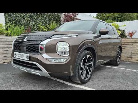 Mitsubishi Outlander 2.4 PVEV / 7 SEATER / EXCEED - Image 2