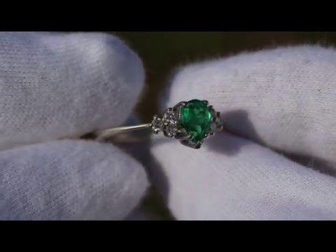 Illuminating! 0.89tcw Top Quality Colombian Emerald Drop & Diamond Promise Ring
